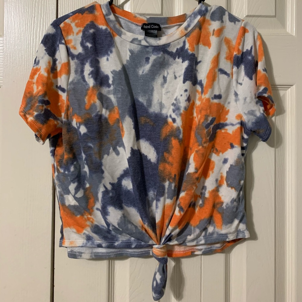 Lauras Bouutique crop top!!